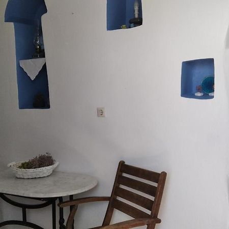 Traditional Renovated House In The Centre Of Anafi Extérieur photo