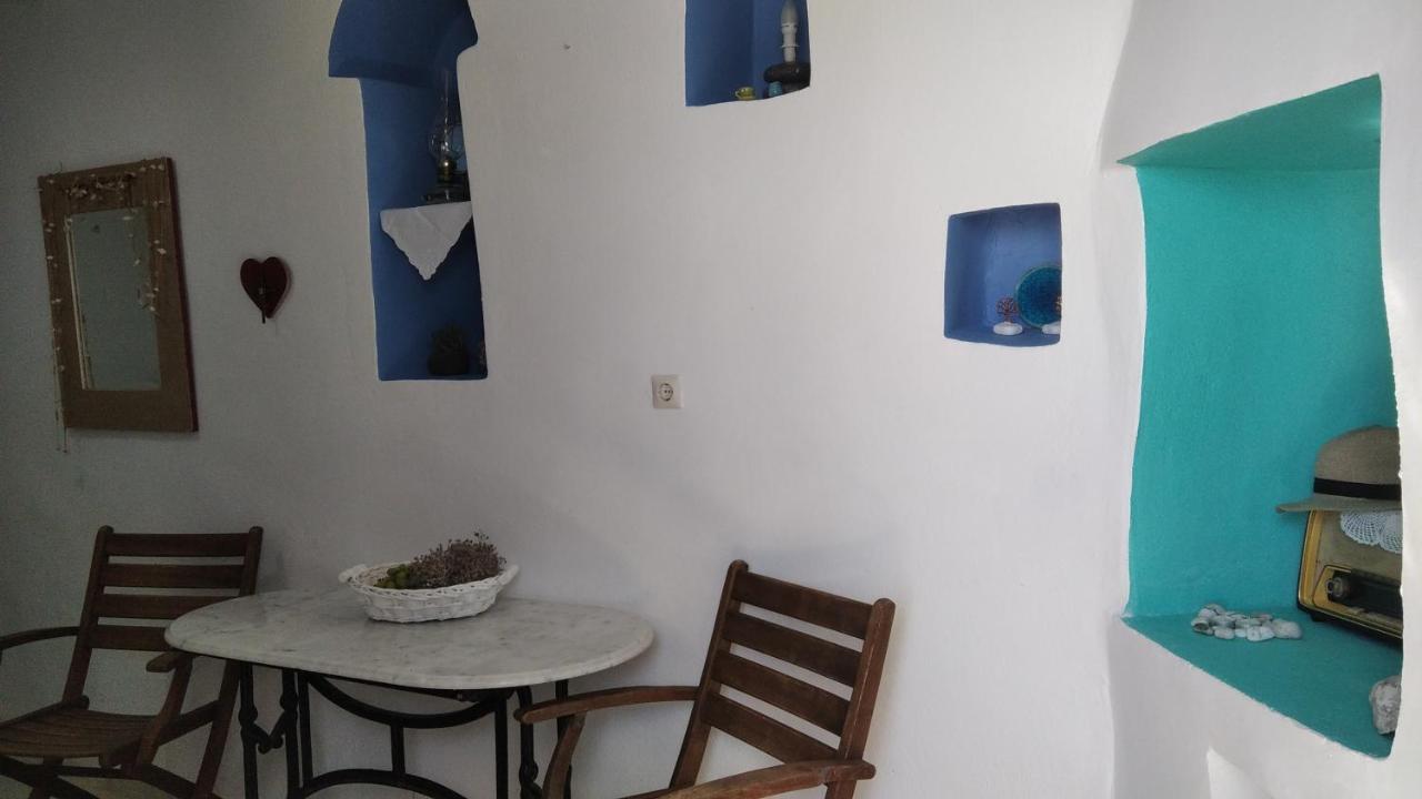 Traditional Renovated House In The Centre Of Anafi Extérieur photo