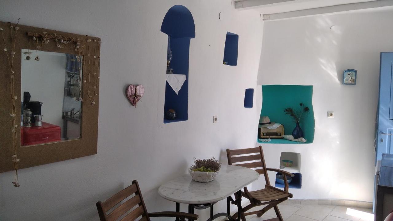 Traditional Renovated House In The Centre Of Anafi Extérieur photo