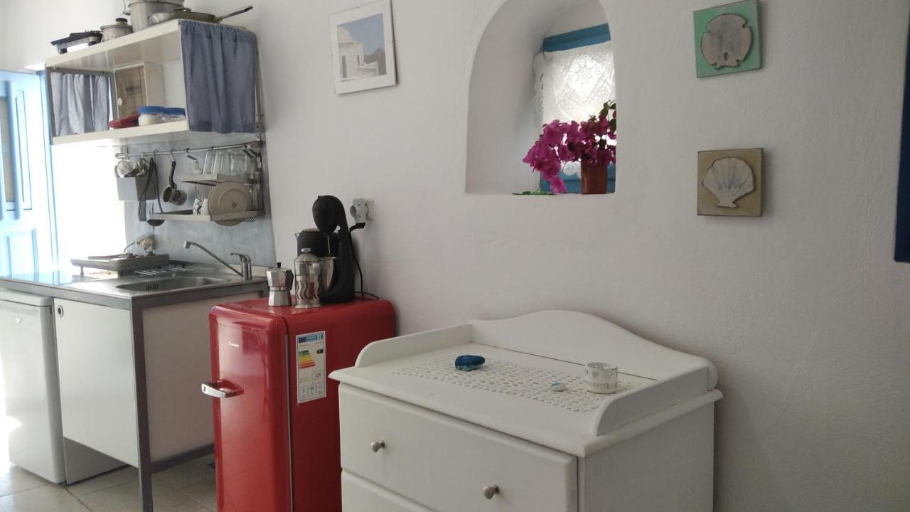 Traditional Renovated House In The Centre Of Anafi Extérieur photo