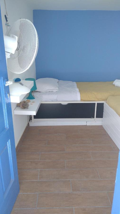 Traditional Renovated House In The Centre Of Anafi Extérieur photo